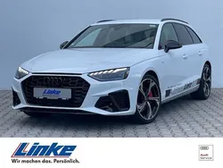Gletscherweiß metallic Gebraucht 2024 Audi A4 Competition Kombi | 54.790 €
