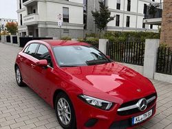 Rot Gebraucht 2019 Mercedes A180 Limousine | 19.000 € (Guter Preis)
