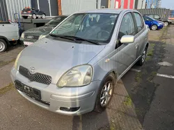 Silber Gebraucht 2006 Toyota Yaris Sol Limousine | 1.590 € (Superpreis)