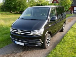 Schwarz Gebraucht 2015 VW T6 Van | 31.400 € (Guter Preis)