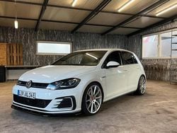 Weiß Gebraucht 2018 VW Golf VII GTE Limousine | 15.000 € (Superpreis)