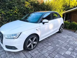 Schwarz Gebraucht 2015 Audi A1 Sportback Sport Kleinwagen | 10.900 € (Fairer Preis)