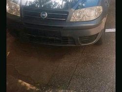 Grau Gebraucht 2003 Fiat Punto Kleinwagen | 1.700 € (Etwas zu teuer)