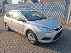 Silber Gebraucht 2010 Ford Focus Limousine | 2.599 € (Guter Preis)