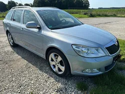 Silber Gebraucht 2010 Skoda Octavia Kombi | 5.300 € (Guter Preis)