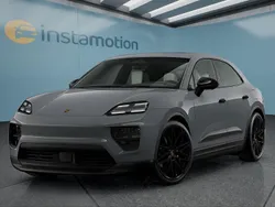 Grau Neu 2025 Porsche Macan SUV | 117.399 €