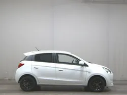 Island weiss Gebraucht 2015 Mitsubishi Space Star Diamant Edition Limousine | 2.890 € (Superpreis)