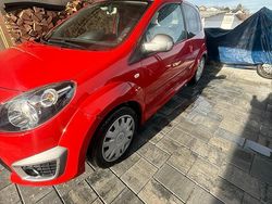 Rot Gebraucht 2008 Renault Twingo Kleinwagen | 5.450 €