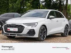 Gletscherweiß metallic Neu 2025 Audi S3 Ambiente Limousine | 47.180 € (Superpreis)