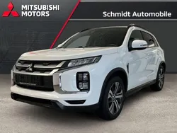 Perlmutt weiß Gebraucht 2020 Mitsubishi ASX Top SUV | 21.850 € (Teuer)