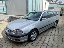 Silber Gebraucht 2001 Toyota Avensis Sol Kombi | 3.700 € (Teuer)
