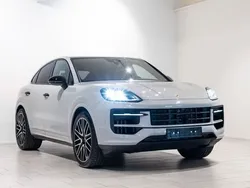 Grau Neu 2025 Porsche Cayenne SUV | 149.821 €