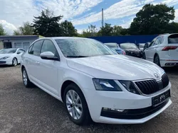 Weiß Gebraucht 2018 Skoda Octavia Ambition Limousine | 8.200 € (Etwas zu teuer)