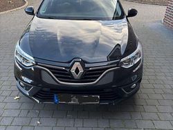 Schwarz Gebraucht 2018 Renault Mégane GrandTour LIMITED Kombi | 11.900 € (Etwas zu teuer)