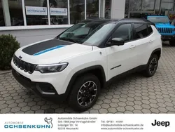 Grau Gebraucht 2022 Jeep Compass Trailhawk SUV | 41.890 €
