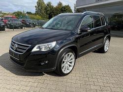 Schwarz Gebraucht 2010 VW Tiguan R-line SUV | 9.995 € (Etwas zu teuer)