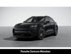 Tiefschwarzmetallic Gebraucht 2025 Porsche Macan SUV | 91.290 € (Superpreis)