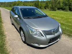 Silber Gebraucht 2009 Toyota Avensis Sol Kombi | 7.990 € (Fairer Preis)