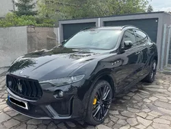 Schwarz Gebraucht 2020 Maserati Levante SUV | 79.900 € (Guter Preis)
