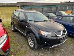 Schwarz Gebraucht 2009 Mitsubishi Outlander Invite SUV | 3.490 € (Guter Preis)