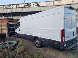 Weiß Gebraucht 2015 Iveco Daily Van | 15.500 € (Etwas zu teuer)