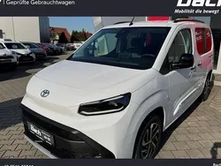 Weiß Gebraucht 2025 Toyota Proace Verso City Kombi | 40.830 € (Guter Preis)