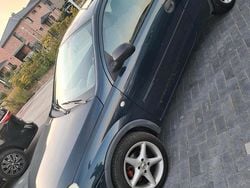 Blau Gebraucht 2001 Opel Corsa Kleinwagen | 490 € (Guter Preis)