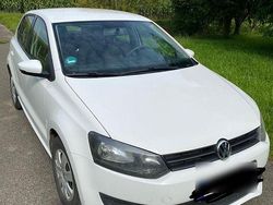 Weiß Gebraucht 2012 VW Polo Trendline Kleinwagen | 5.500 € (Etwas zu teuer)