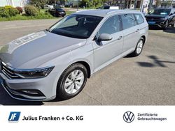 Grau Gebraucht 2024 VW Passat Elegance Kombi | 33.999 € (Guter Preis)