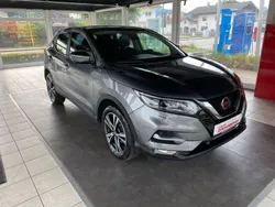 Grau Gebraucht 2019 Nissan Qashqai N-Connecta SUV | 16.490 € (Fairer Preis)