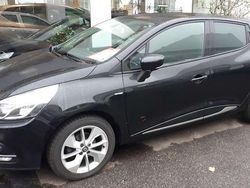 Schwarz Gebraucht 2017 Renault Clio IV LIMITED Limousine | 13.490 € (Teuer)