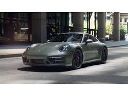 Aventuringrünmetallic (metallic) Gebraucht 2023 Porsche 992 | 147.000 € (Superpreis)