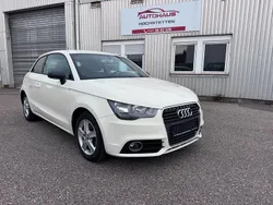Weiß Gebraucht 2011 Audi A1 Attraction Kleinwagen | 3.990 € (Superpreis)