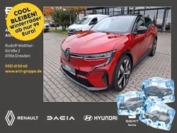 Dezirrot metallic Gebraucht 2022 Renault Mégane Techno Limousine | 29.980 € (Fairer Preis)