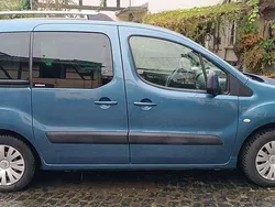 Blau Gebraucht 2010 Citroën Berlingo Van / Kleinbus | 3.200 € (Guter Preis)