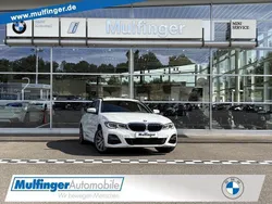 Alpinweiß Gebraucht 2022 BMW 330e M Sport Kombi | 35.840 € (Fairer Preis)