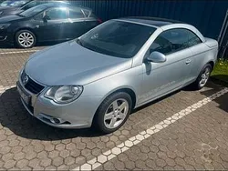 Silber Gebraucht 2006 VW Eos Cabrio | 2.000 €