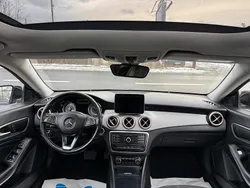 Schwarz Gebraucht 2016 Mercedes CLA200 Kombi | 13.900 €