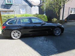 Schwarz Gebraucht 2015 BMW 325 M Sport Kombi | 14.990 € (Fairer Preis)
