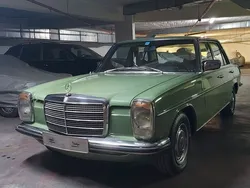Grün Gebraucht 1975 Mercedes W114 Limousine | 16.500 €