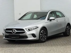 Silber Gebraucht 2022 Mercedes A180 Limousine | 20.890 € (Superpreis)