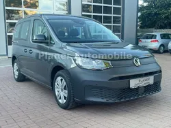 Grau Gebraucht 2021 VW Caddy Basis Van / Kleinbus | 28.990 € (Etwas zu teuer)