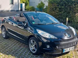 Schwarz Gebraucht 2011 Peugeot 207 CC Urban Move Cabrio | 5.700 € (Fairer Preis)