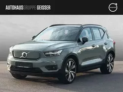Sage green Gebraucht 2021 Volvo XC40 R-Design SUV | 29.890 € (Superpreis)