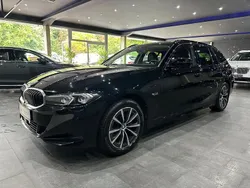 Schwarz Gebraucht 2022 BMW 330e Performance Limousine | 29.800 € (Superpreis)