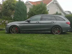 Grau Gebraucht 2017 Mercedes C63 AMG AMG Kombi | 41.900 € (Fairer Preis)