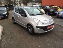 Silber Gebraucht 2012 Nissan Pixo Kleinwagen | 3.999 € (Fairer Preis)