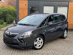 Grau Gebraucht 2015 Opel Zafira Tourer Innovation Van / Kleinbus | 9.990 € (Fairer Preis)