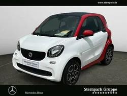 Weiss Gebraucht 2018 Smart ForTwo Coupé Passion Coupé | 15.980 € (Etwas zu teuer)