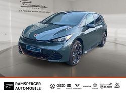 Grün (dark forest metallic) Neu 2025 Cupra Born VZ3 Kleinwagen | 38.930 € (Superpreis)